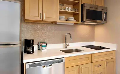 Homewood Suites by Hilton Chicago West Loop Fulton Market Area