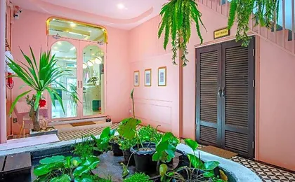 Isara Boutique Hotel and Cafe