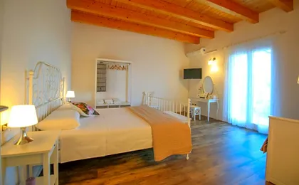B&B Dimora ROSSIPINTI