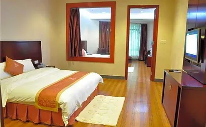 Grand Villa Hotel