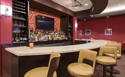 KiKi's Bar and Lounge