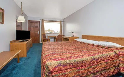 Knights Inn - Boardman OR
