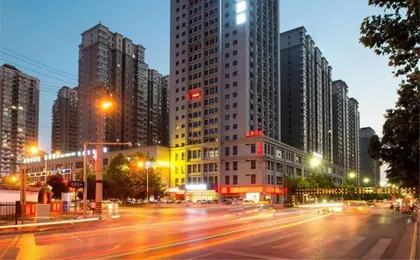 Homeinn Selected Hotel (Xi'an North Railway Station Fengcheng 9th Road Administrative Center)