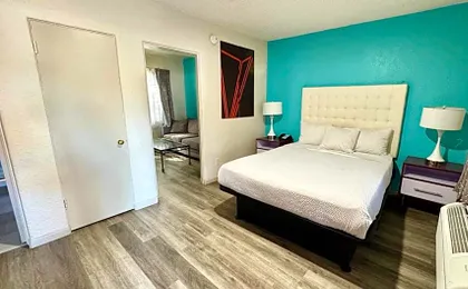 Howard Johnson by Wyndham Phoenix Airport/Downtown Area