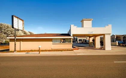 OYO Hotel Elk City OK Route 66