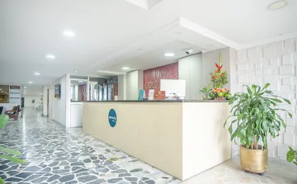 Ayenda Gold Plaza