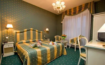 Hotel Conterie