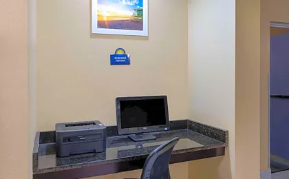 Days Inn by Wyndham Panama City