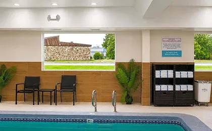La Quinta Inn & Suites by Wyndham Logan