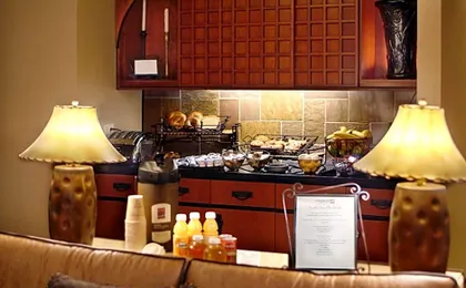 Larkspur Landing Extended Stay Suites Bellevue