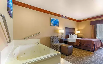 Best Western Fort Worth Inn & Suites