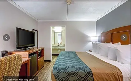 Travelodge by Wyndham Canton-Livonia Area, MI
