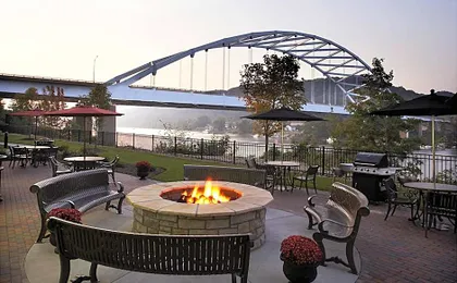 Fairfield Inn & Suites by Marriott Pittsburgh Neville Island