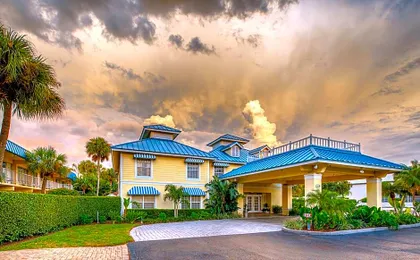 Naples Garden Inn