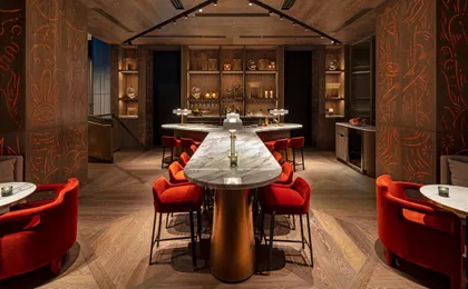The Londoner Y Bar