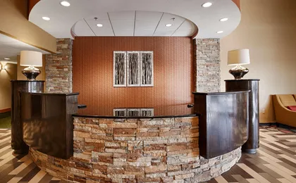 Best Western Luxbury Inn Fort Wayne