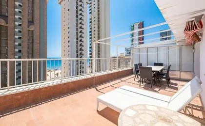 Penthouse El Pato 872