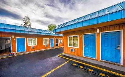 Royal Gateway Motel