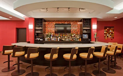 Kiki's Restaurant - Bar and Lounge Area