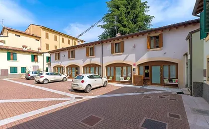 Giardino Giusti House & Court