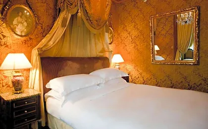 L'Hotel