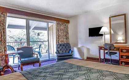 Econo Lodge Near Reno-Sparks Convention Center