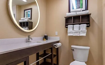 Best Western Plus Galveston Suites
