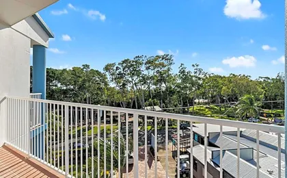 White Crest Apartments