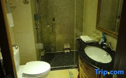 Yifeng Hotel