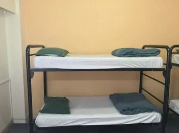 Nomads Westend Backpackers - Hostel