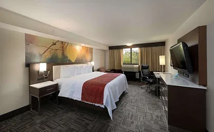Holiday Inn Brookfield - Milwaukee By IHG
