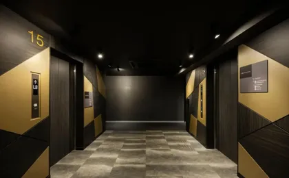 the b osaka-shinsekai