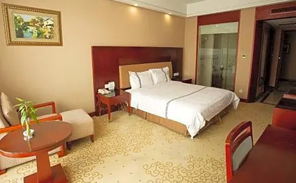 Runying Hotel