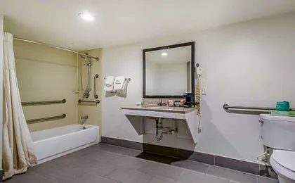 Quality Inn & Suites York East