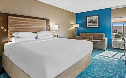DoubleTree by Hilton Roseville Minneapolis