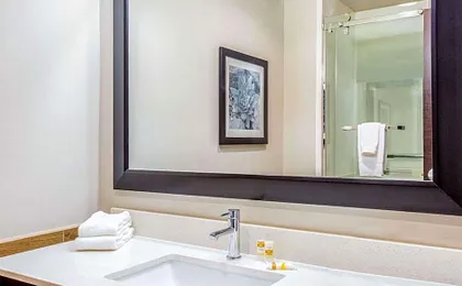 La Quinta Inn & Suites by Wyndham McAllen Convention Center