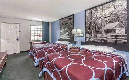 Super 8 by Wyndham Kingston