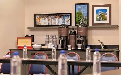 Country Inn & Suites by Radisson, Grand Rapids East, MI