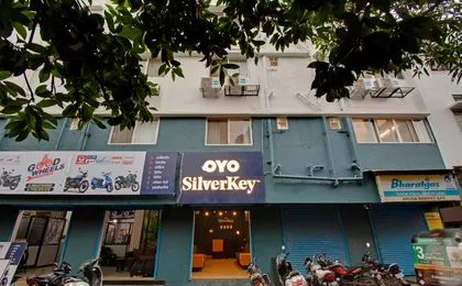 Silverkey Executive Stays 39640 Near Arup Hospital