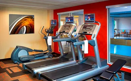Courtyard by Marriott Cleveland Airport South