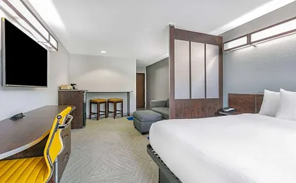 Microtel Inn and Suites by Wyndham Austin Airport
