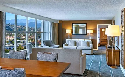 Hilton Los Angeles North/Glendale & Executive Meeting Center