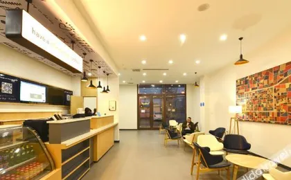 Hanting Wuwei railway station store