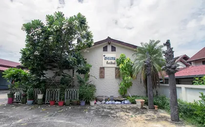 OYO 1160 Top Inn Lam Luk Ka
