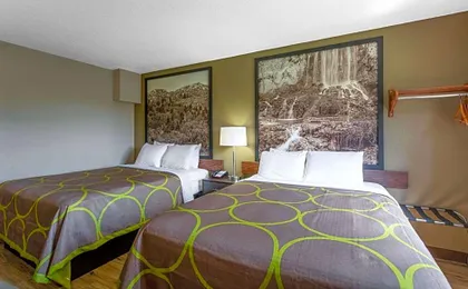 Super 8 by Wyndham Abingdon VA
