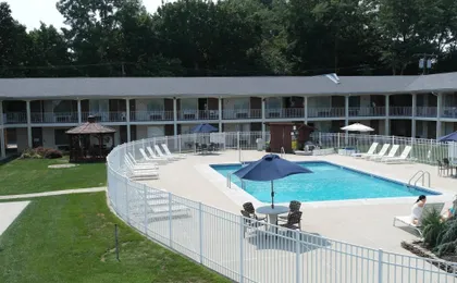 Crystal Inn Eatontown