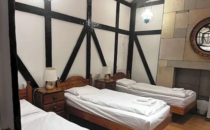 Dolphin Hotel