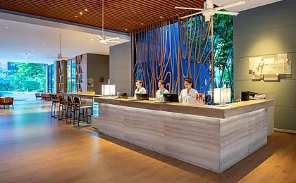 Holiday Inn Express Phuket Patong Beach Central By IHG