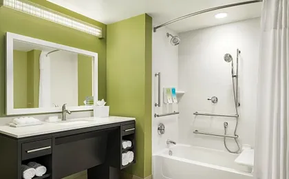 Home2 Suites By Hilton Menomonee Falls Milwaukee