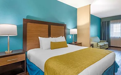 Best Western Plus Galveston Suites